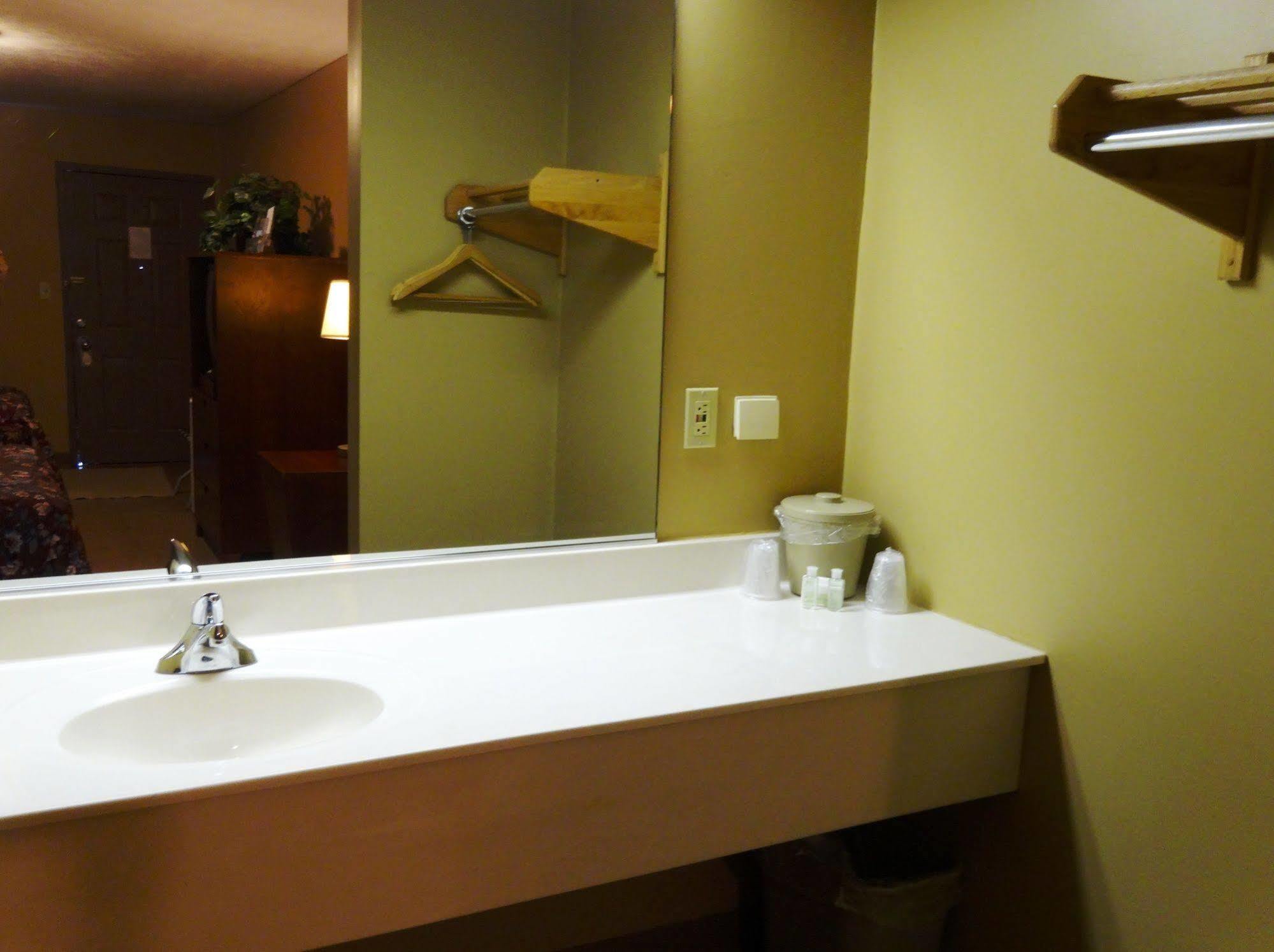 Pine View Resort Monticello Ngoại thất bức ảnh